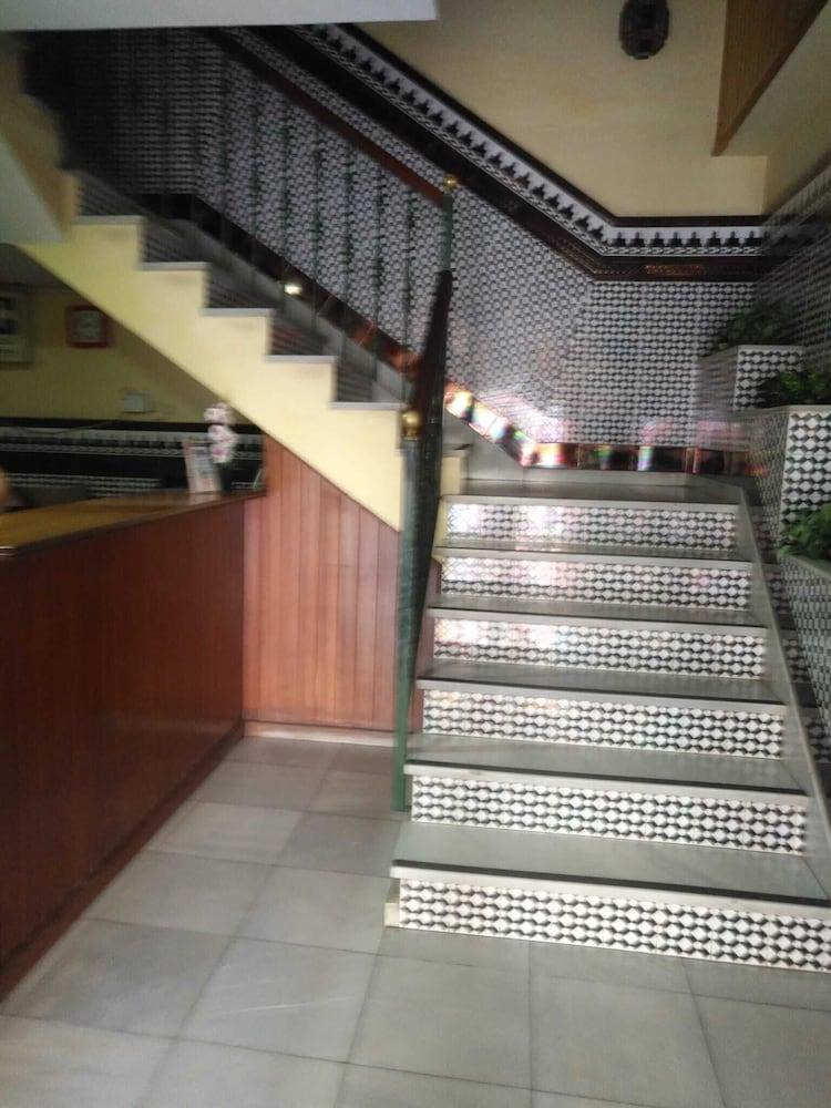 Hostal Nuestra Senora De La Palma Algeciras Kültér fotó
